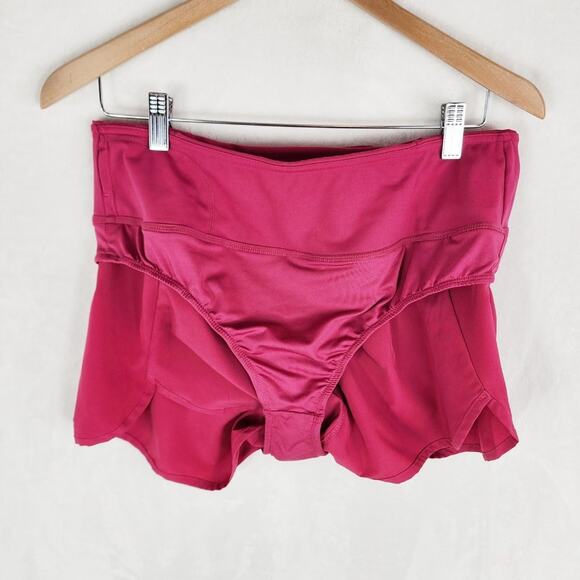 Senita Athletics Shorts Size L Marathon Raspberry Shorts Pockets and Inner Liner - Picture 9 of 10